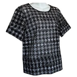 MICHAEL KORS black/white floral print eyelet top, short sleeves, back zip. L